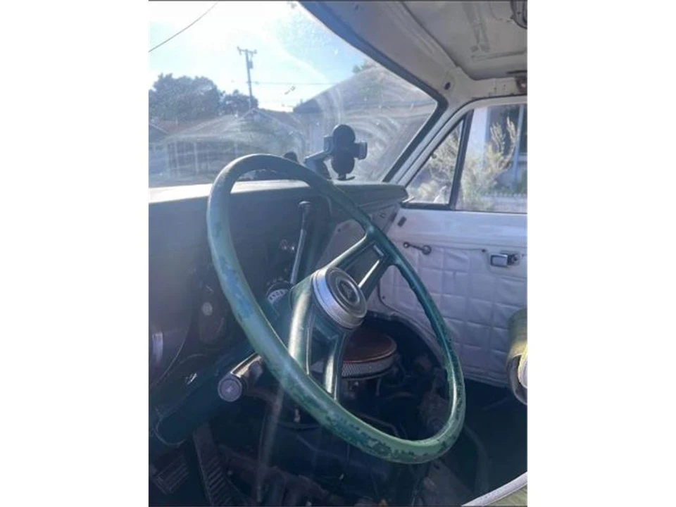 1977 Dodge Ram Van - Image 8 of 14