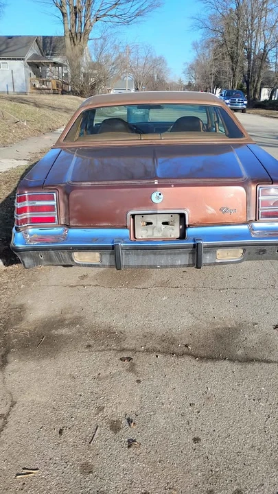1977 Dodge Charger 4th Gen - Image 4 of 9