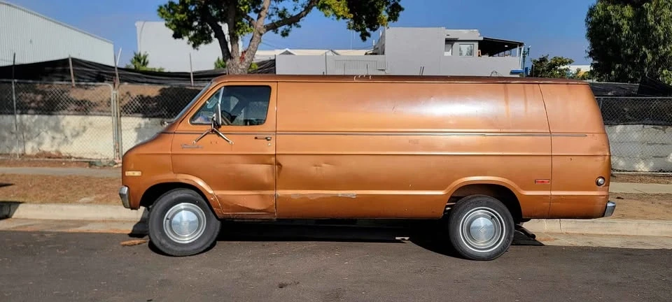 1977 Dodge Ram Van - Image 3 of 16