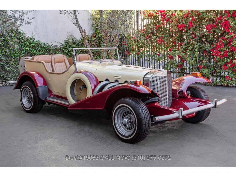 1977 Excalibur - Image 3 of 31