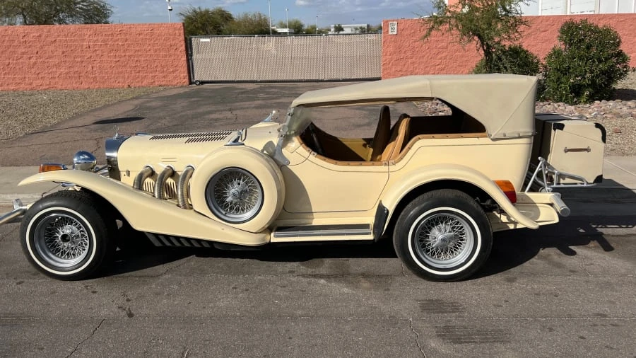 1977 Excalibur - Image 2 of 7