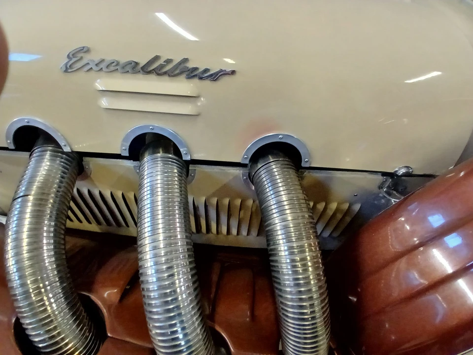1977 Excalibur - Image 14 of 31