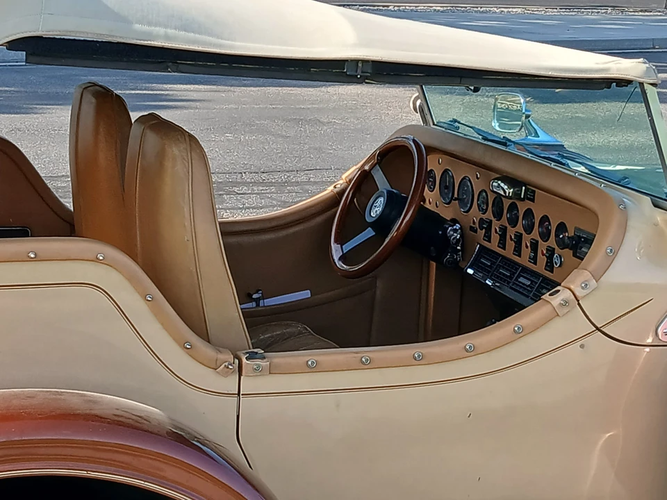 1977 Excalibur - Image 18 of 31