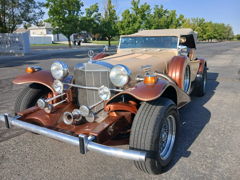 1977 Excalibur - Image 3 of 31