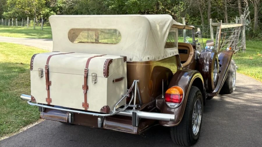 1977 Excalibur - Image 3 of 16