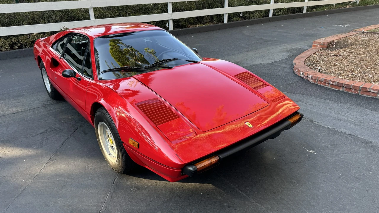 1977 Ferrari 308 GTB - Image 2 of 31