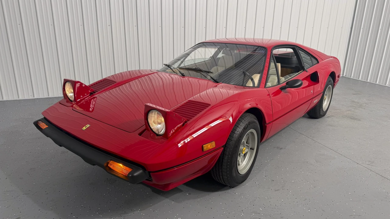 1977 Ferrari 308 GTB - Image 2 of 31