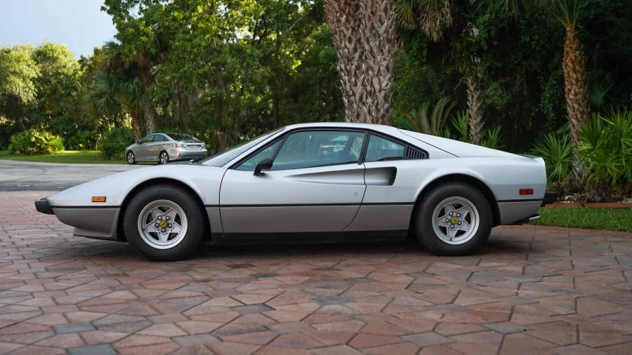 1977 Ferrari 308 GTB - Image 2 of 31