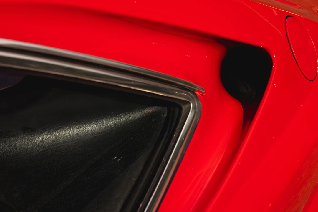1977 Ferrari 308 GT4 - Image 29 of 31