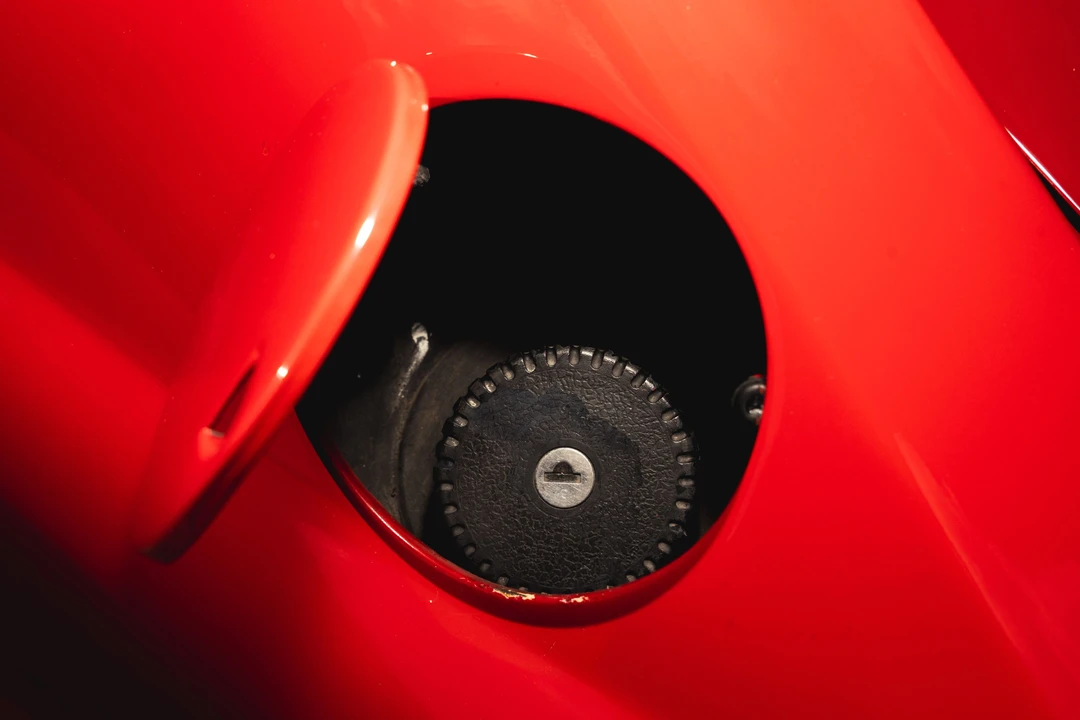 1977 Ferrari 308 GT4 - Image 30 of 31