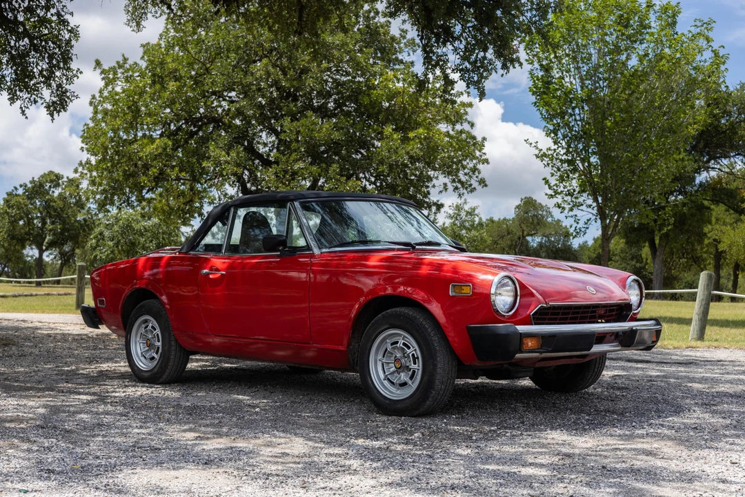 1977 Fiat 124 Sport Spider - Image 2 of 31