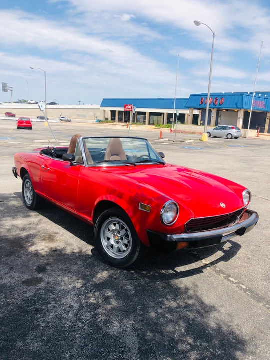 1977 Fiat 124 Sport Spider - Image 31 of 31