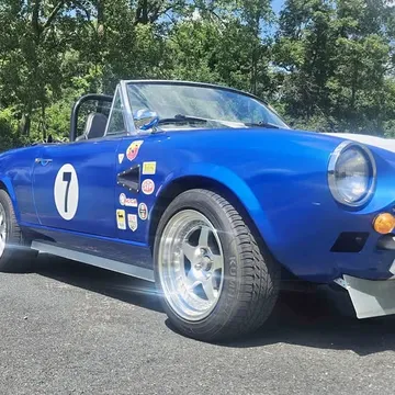 1977 Fiat 124 Spider Race Replica