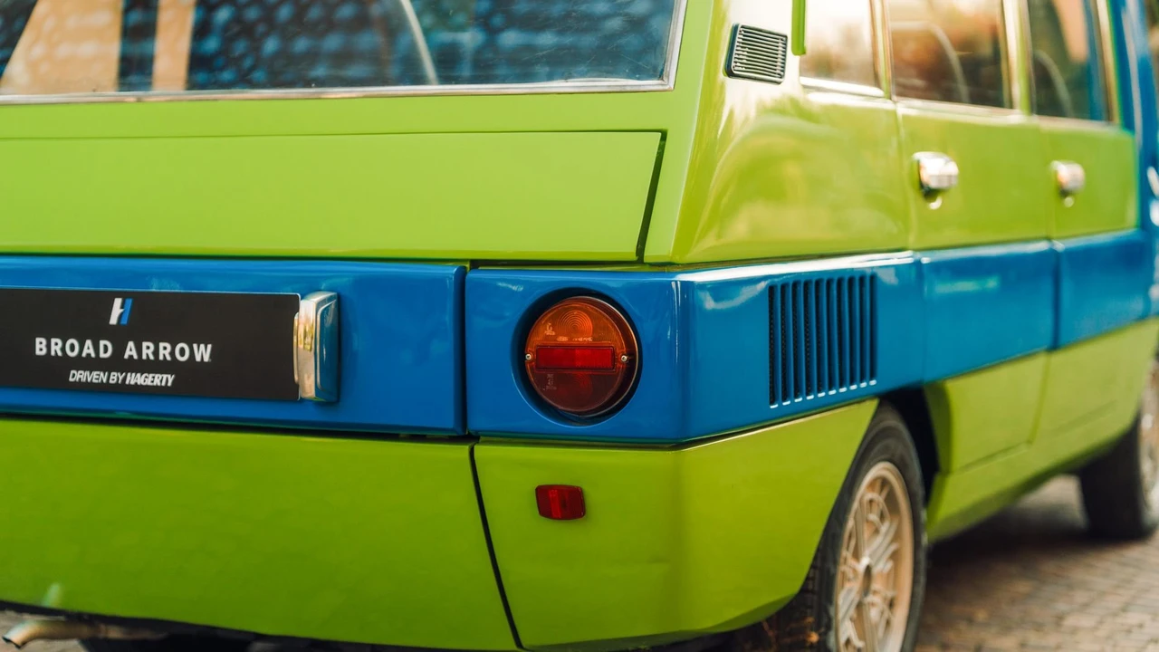 1977 Bertone - Image 19 of 31