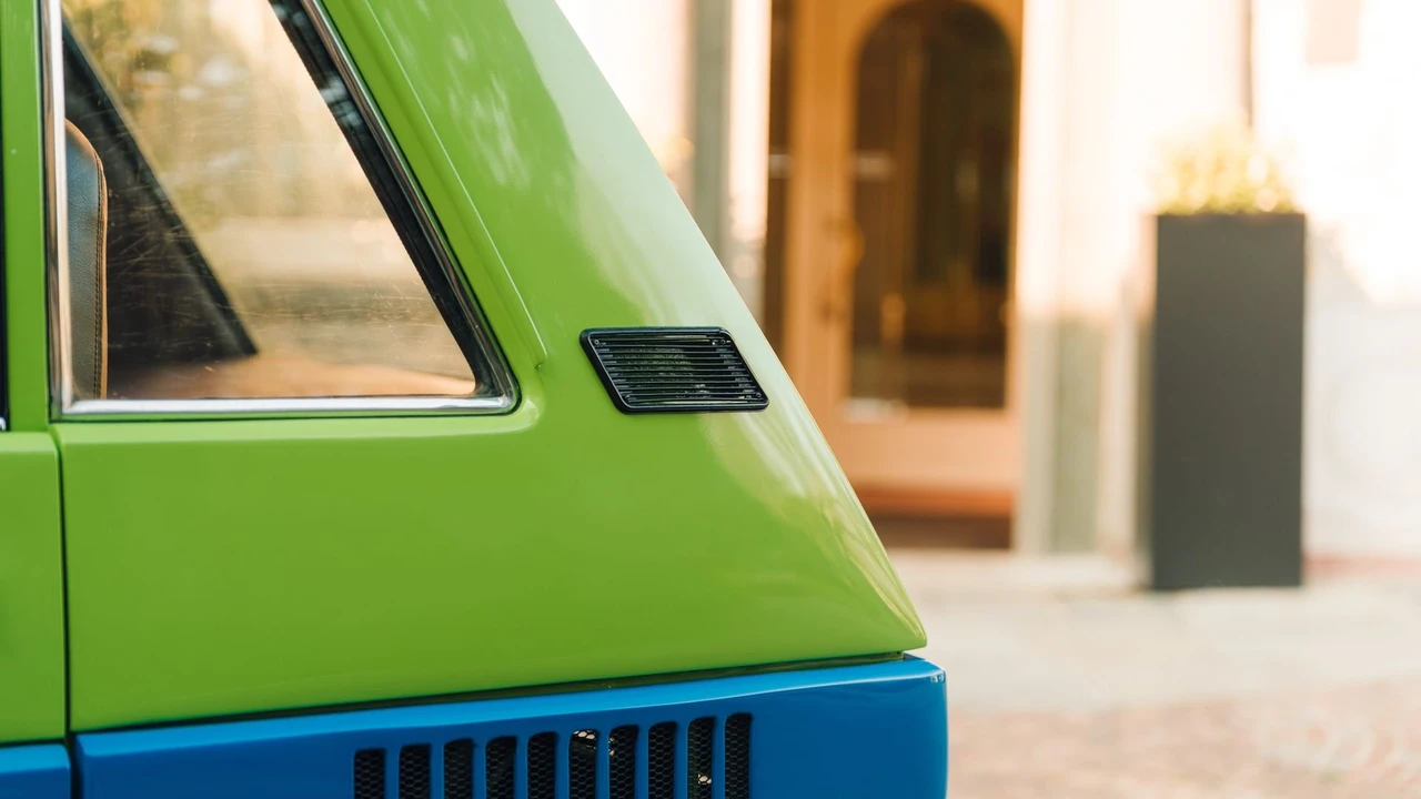 1977 Bertone - Image 22 of 31