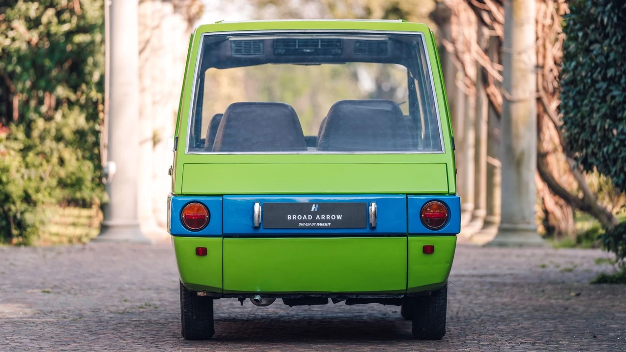1977 Bertone - Image 3 of 31