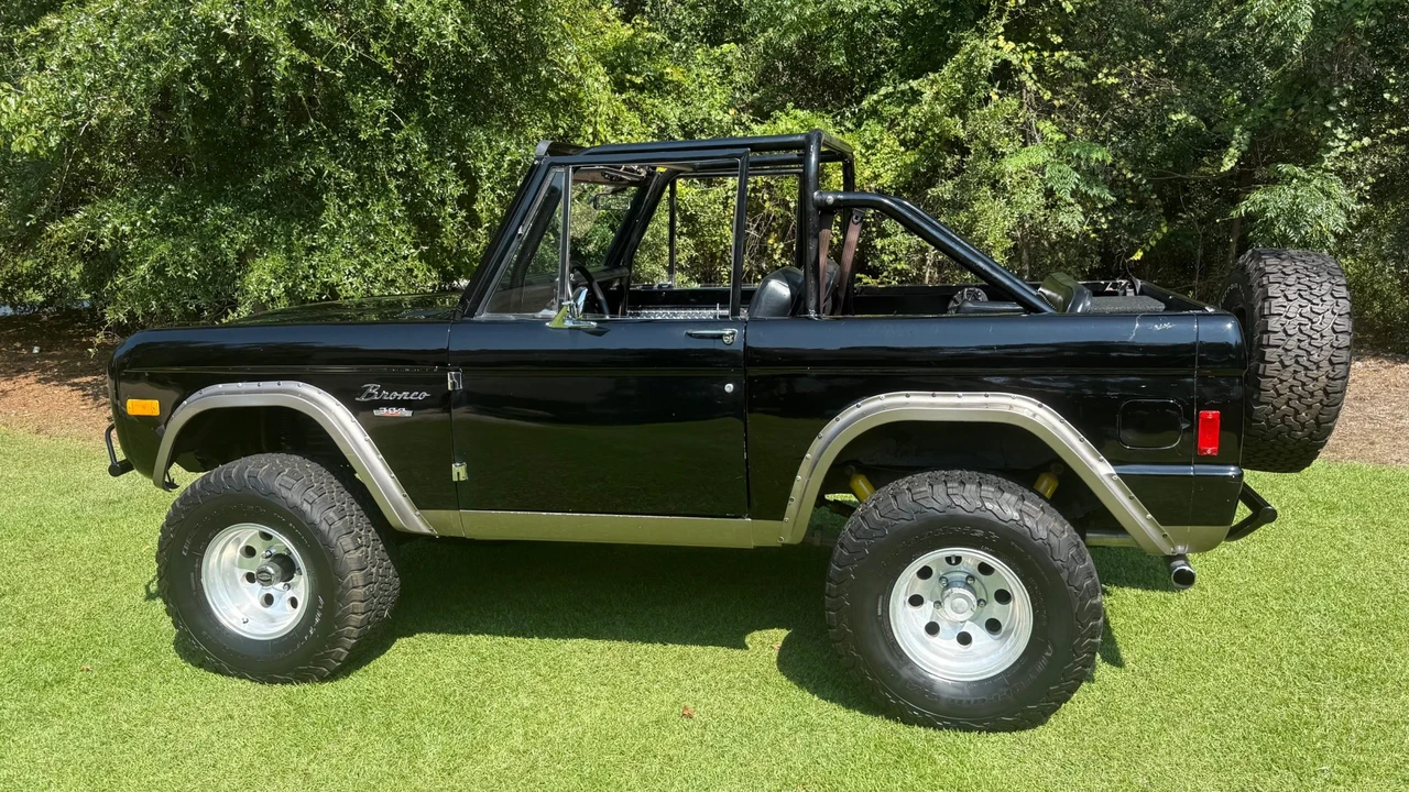 1977 Ford Bronco 1st Gen - Image 9 of 31