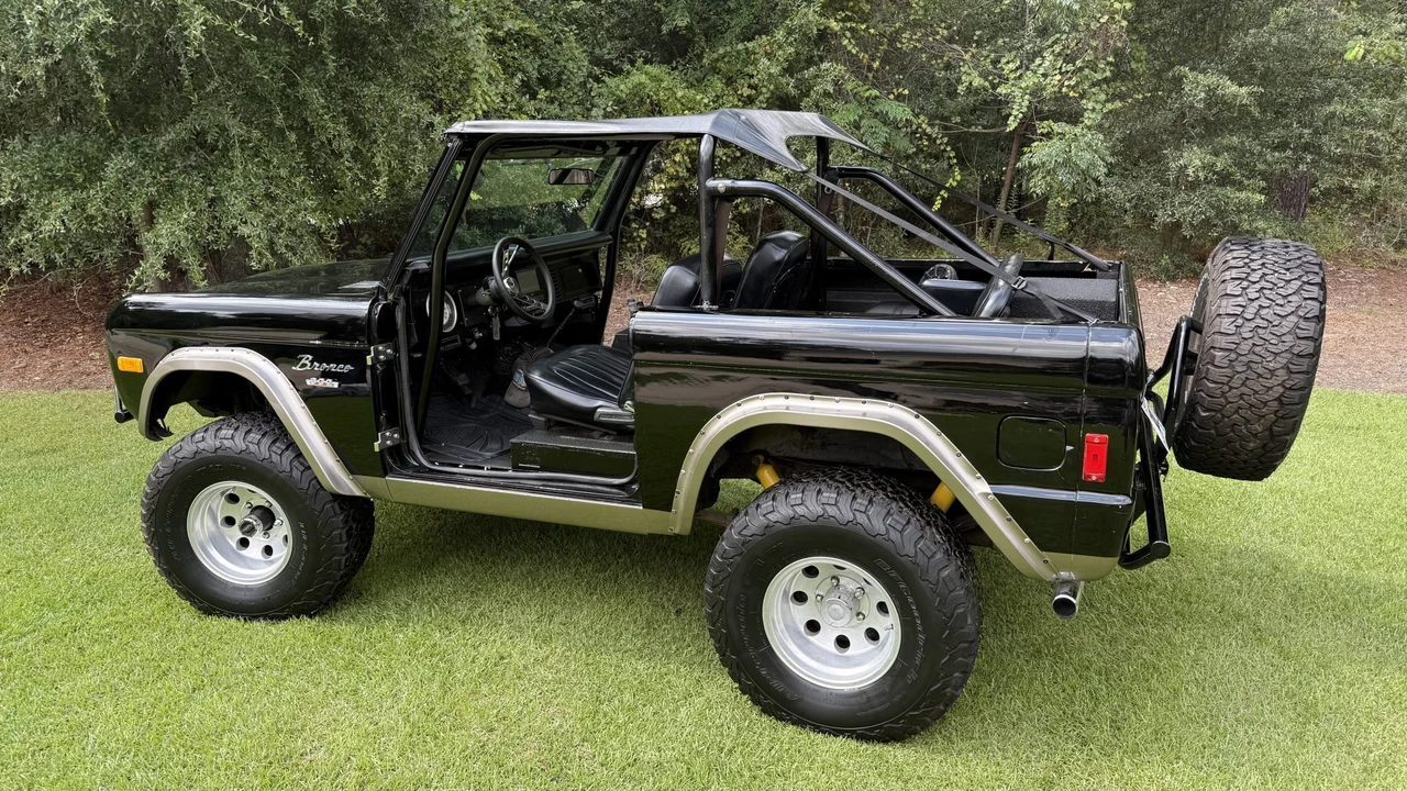 1977 Ford Bronco 1st Gen - Image 18 of 31