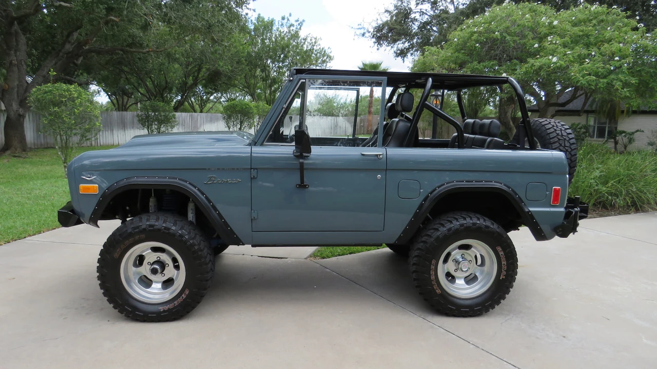 1977 Ford Bronco 1st Gen - Image 2 of 31