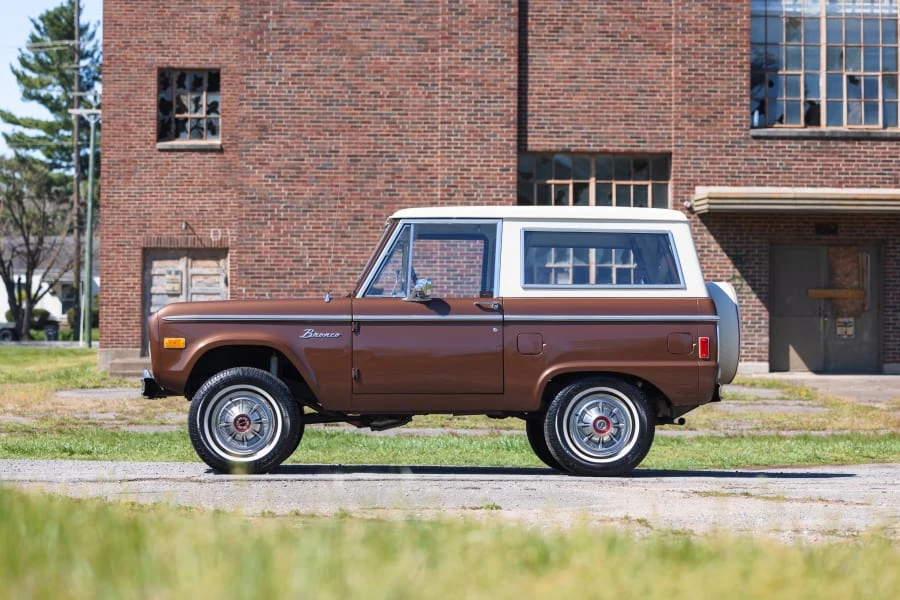 1977 Ford Bronco 1st Gen - Image 2 of 31
