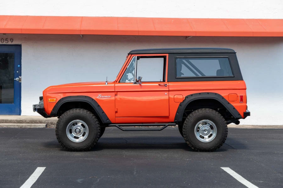 1977 Ford Bronco 1st Gen - Image 2 of 31