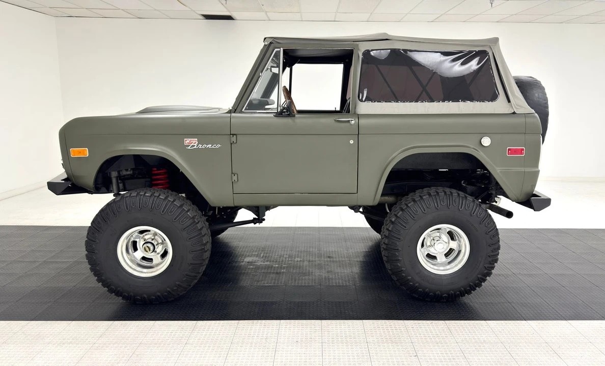 1977 Ford Bronco 1st Gen - Image 2 of 31