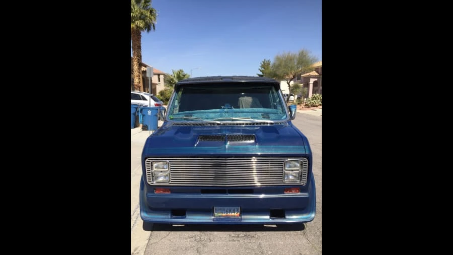 1977 Ford Econoline Van - Image 10 of 12