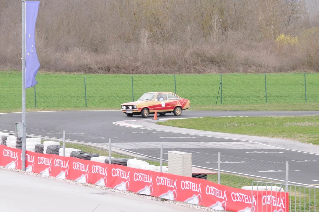 1977 Ford Escort - Image 12 of 31