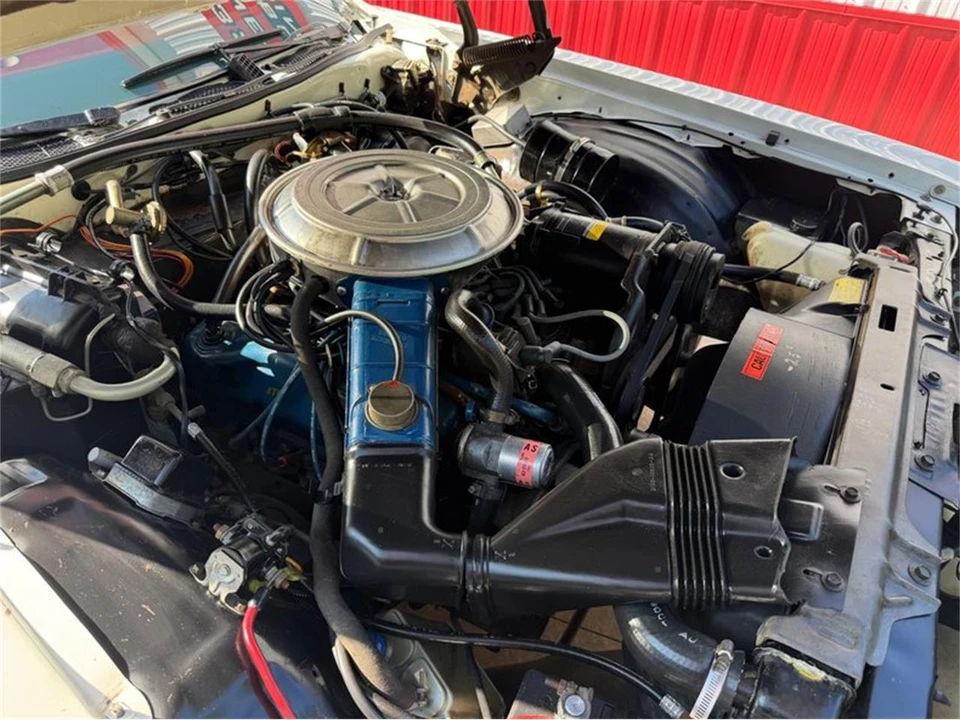 1977 Ford LTD - Image 21 of 31