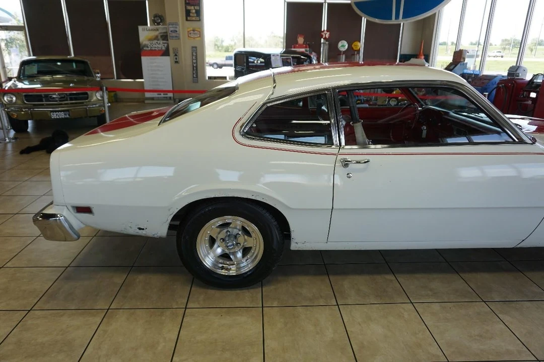 1977 Ford Maverick Sedan - Image 15 of 31
