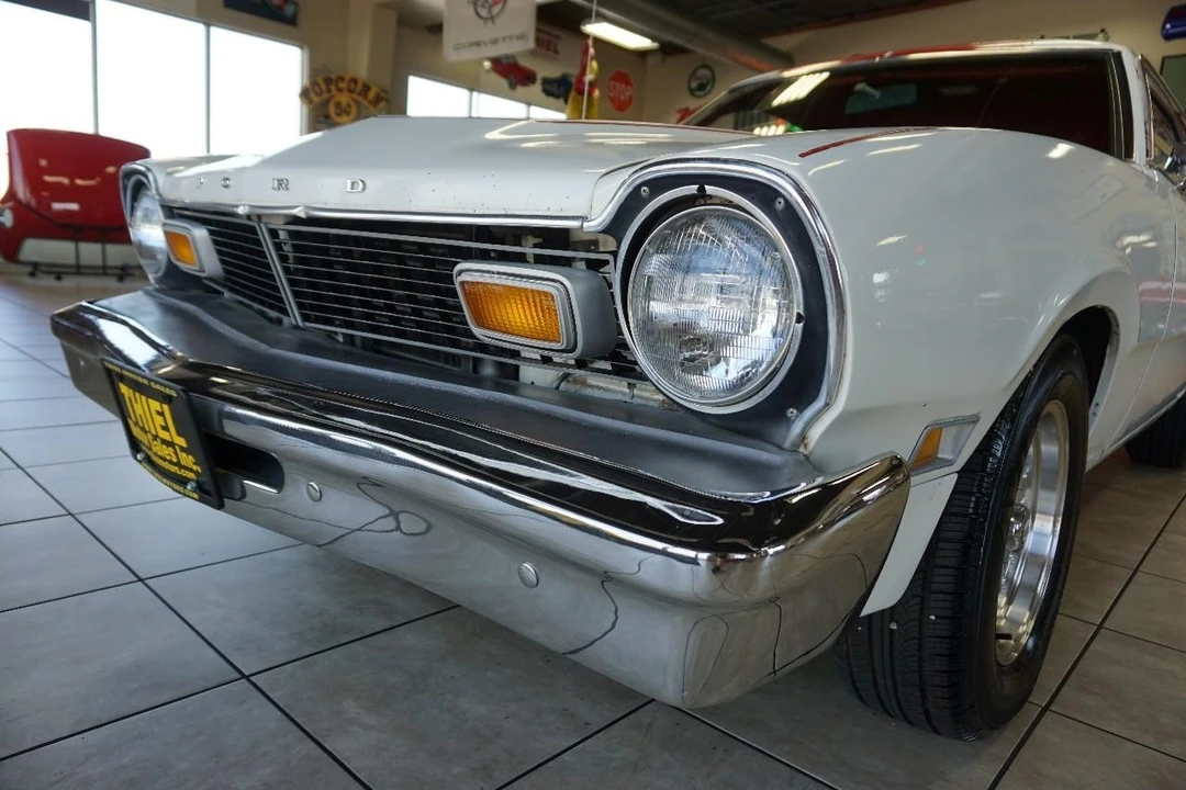 1977 Ford Maverick Sedan - Image 25 of 31