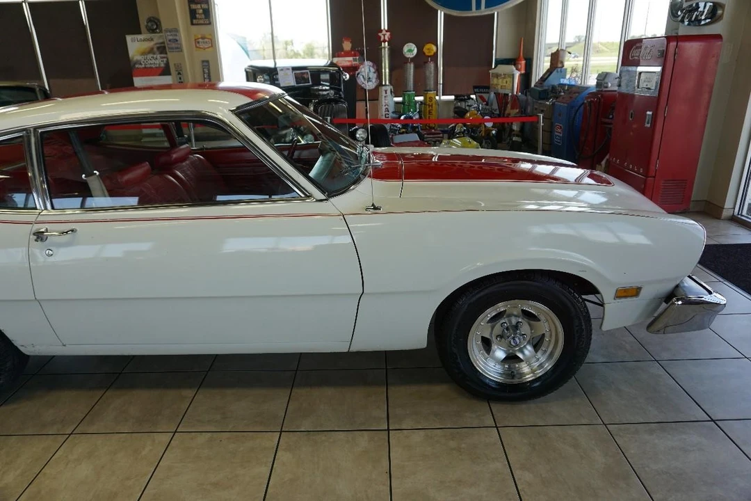 1977 Ford Maverick Sedan - Image 16 of 31