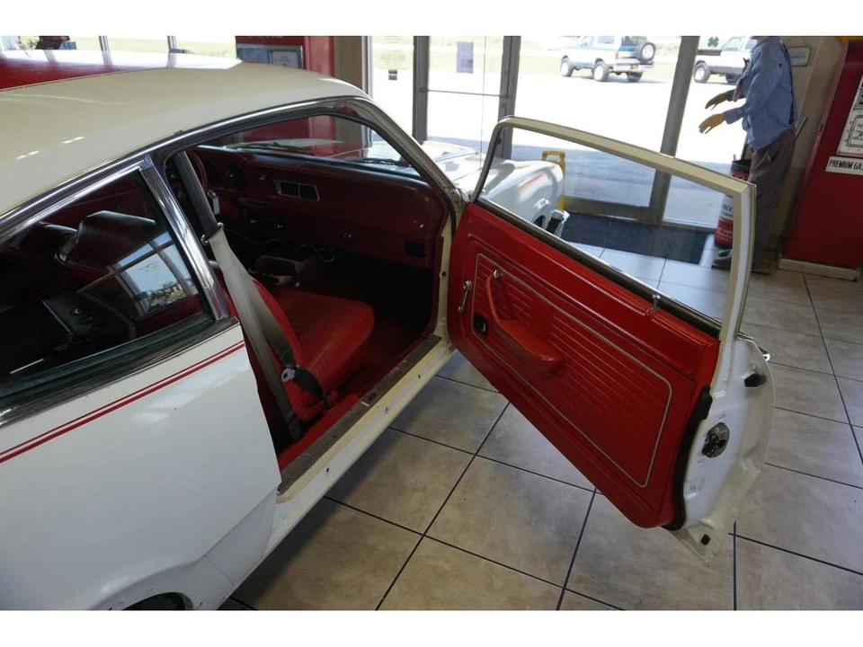 1977 Ford Maverick Sedan - Image 23 of 31