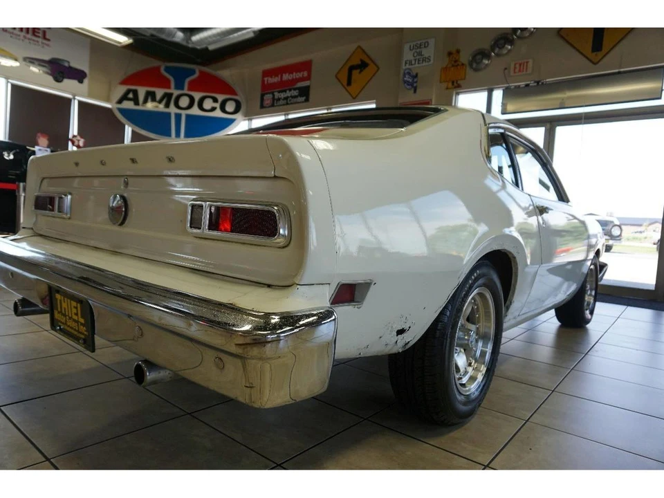 1977 Ford Maverick Sedan - Image 10 of 31