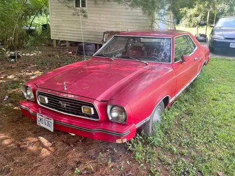 1977 Ford Mustang