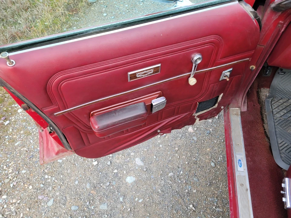 1977 Ford Country Squire - Image 18 of 21