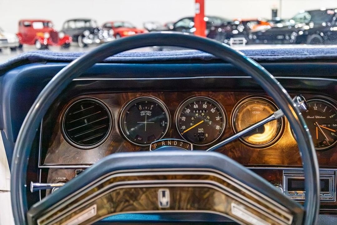 1977 Ford Thunderbird 7th Gen - Image 12 of 31