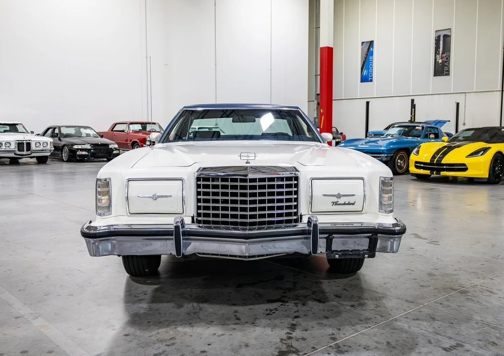 1977 Ford Thunderbird 7th Gen - Image 10 of 31