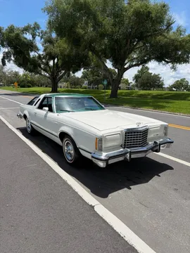 1977 Ford Thunderbird