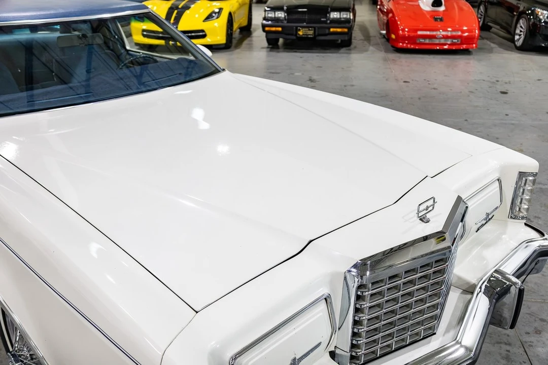 1977 Ford Thunderbird 7th Gen - Image 19 of 31