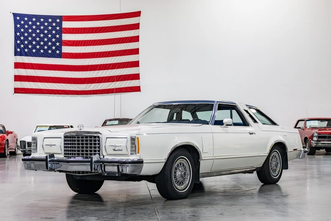 1977 Ford Thunderbird 7th Gen - Image 3 of 31