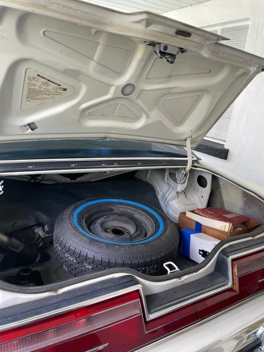 1977 Ford Thunderbird 7th Gen - Image 12 of 16