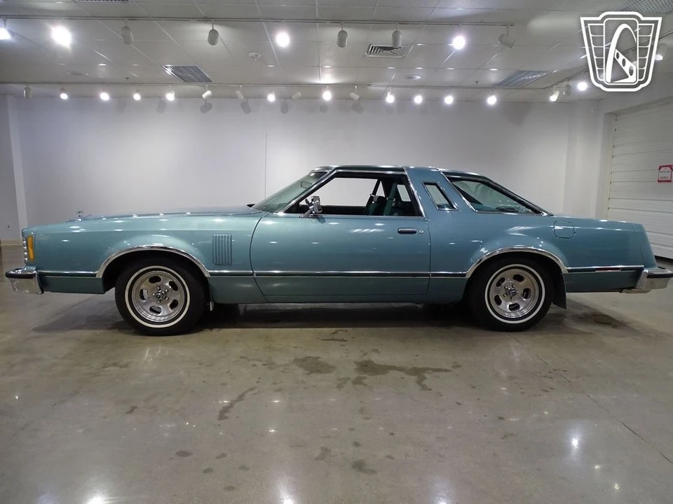 1977 Ford Thunderbird 7th Gen - Image 8 of 12
