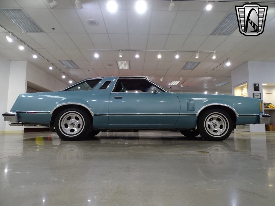 1977 Ford Thunderbird 6th Gen - Image 9 of 12