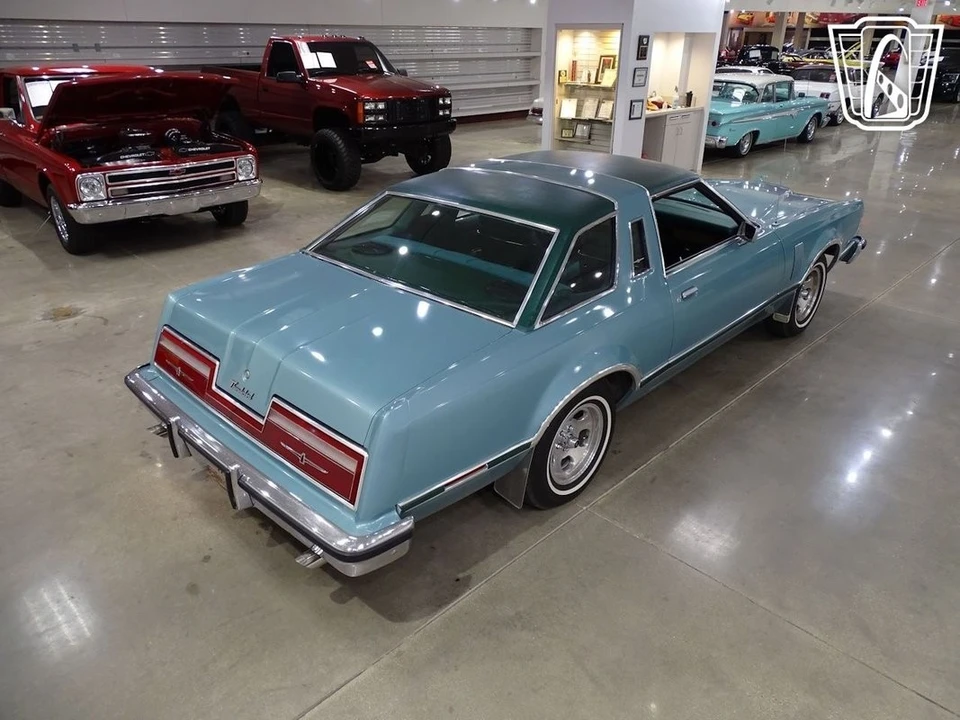 1977 Ford Thunderbird 7th Gen - Image 17 of 21