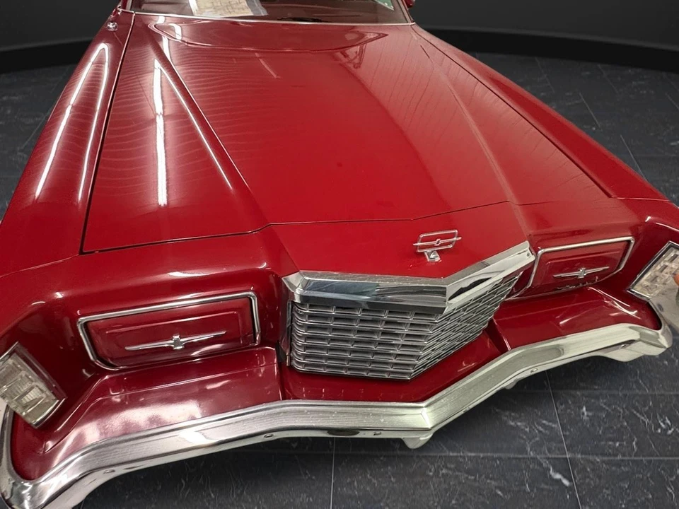 1977 Ford Thunderbird 7th Gen - Image 15 of 31