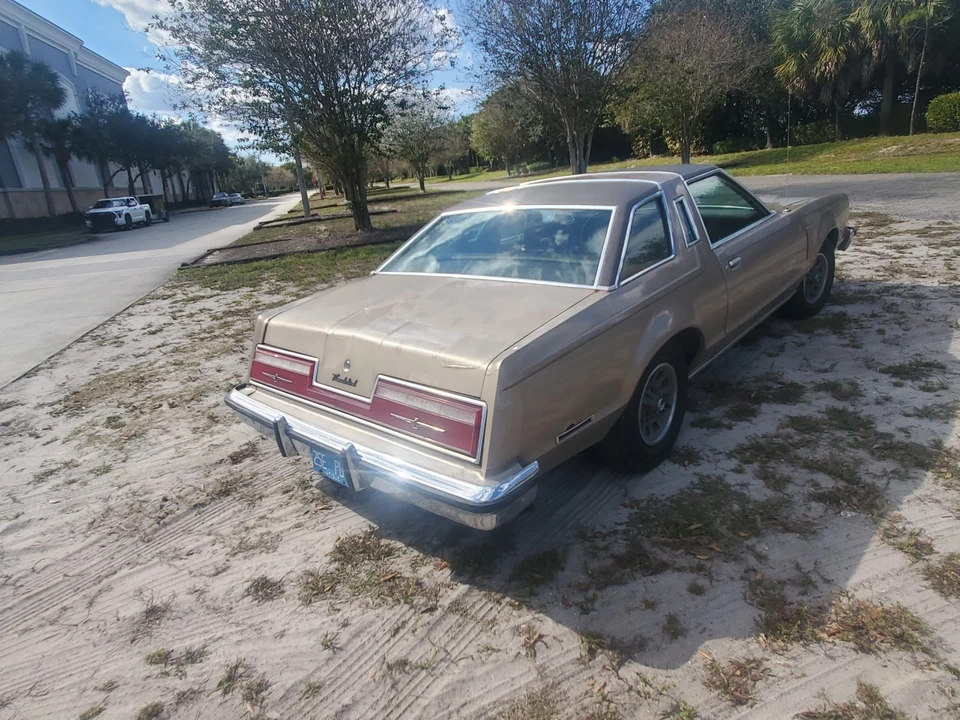 1977 Ford Thunderbird 6th Gen - Image 5 of 13