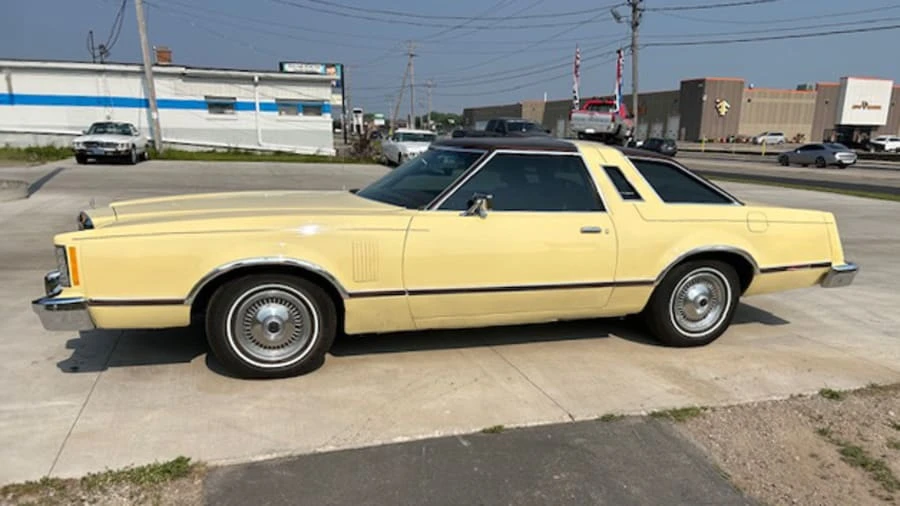 1977 Ford Thunderbird 7th Gen - Image 3 of 6