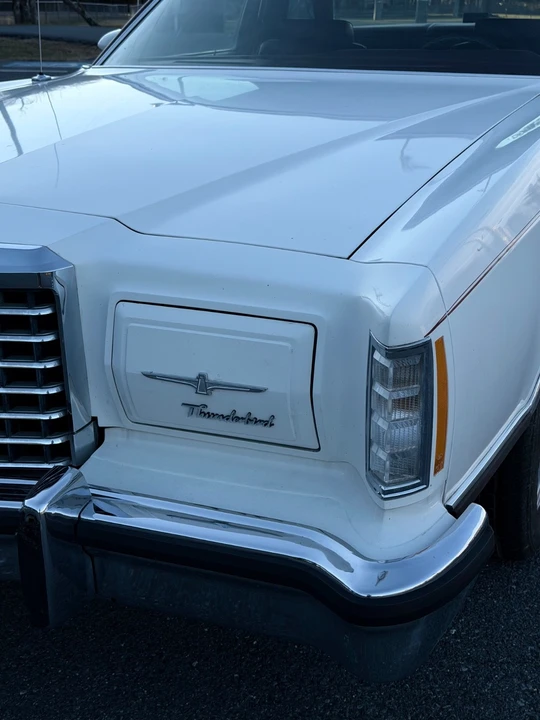 1977 Ford Thunderbird 7th Gen - Image 18 of 21