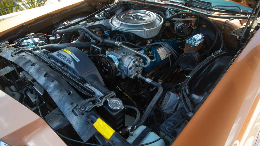 1977 Ford Thunderbird 7th Gen - Image 6 of 12